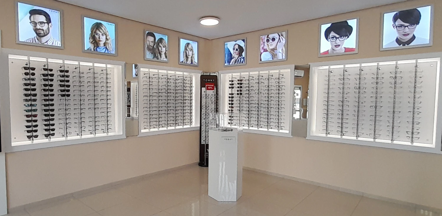 Display Rack for 16 Pairs of Eyewear