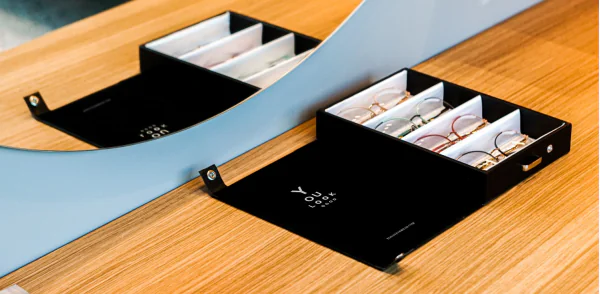 TONNY eyeglasses tray for 4 pcs.