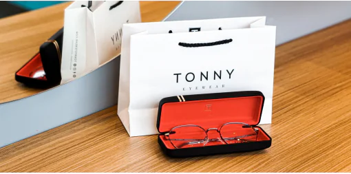 TONNY eyeglasses case E-1.6.2