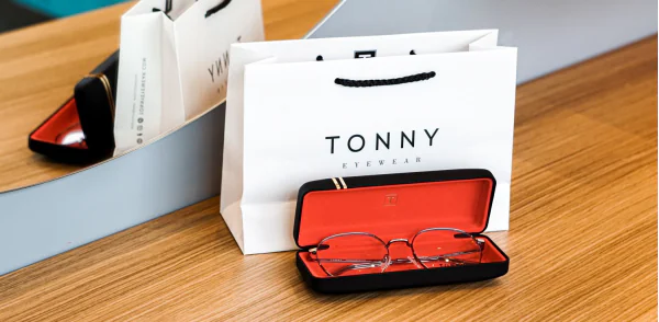 TONNY eyeglasses case E-1.6.2