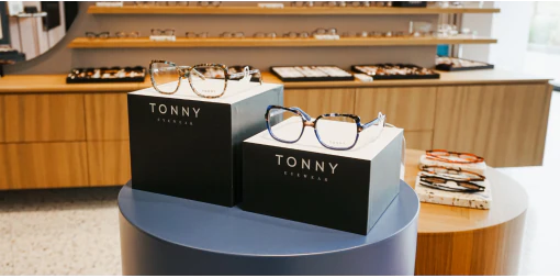 Black display 1/3 for glasses (10cm)